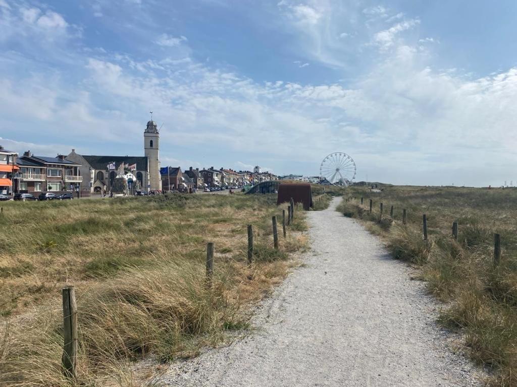 Guesthouse Katwijk Aan Zee Bagian luar foto